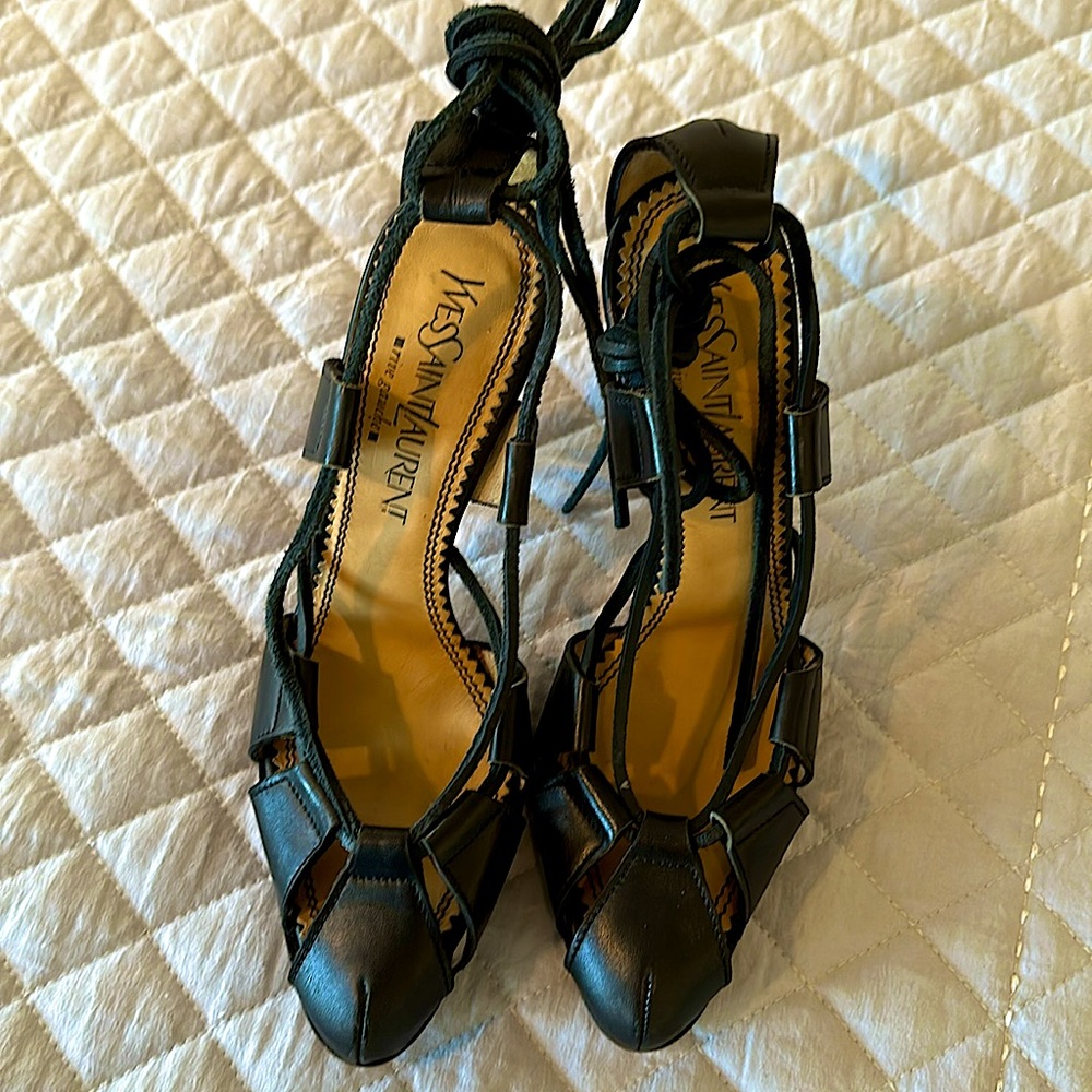 Yves Saint Laurent Heels